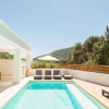 Villa to rent in Cala Llonga