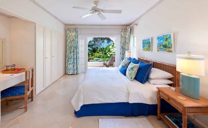 Villa to rent in St James, Barbados