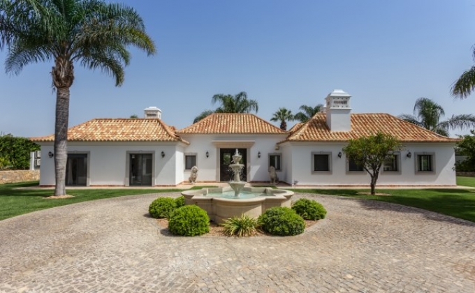 Villa near Quinta do Lago