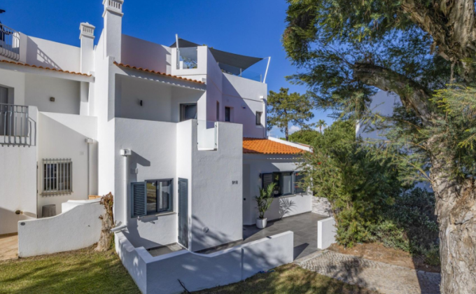 Villa to rent in Vale do Lobo