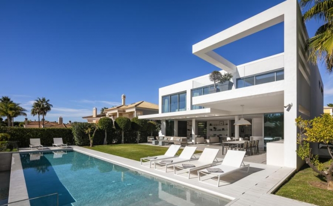 Villa to rent in Varandas do Lago