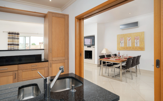 Penthouse to rent in Vila Sol