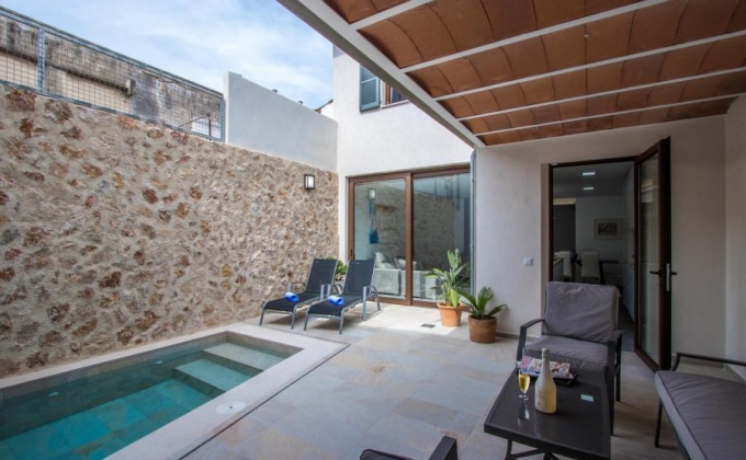 Townhouse to rent in Pollensa