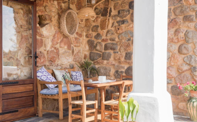 Traditional villa to rent in Santa Eularia