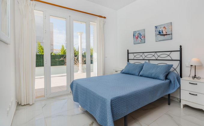 Modern villa to rent in  Puerto Pollensa