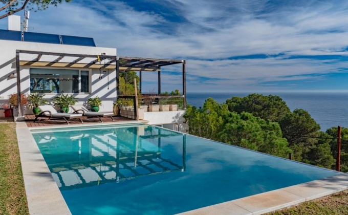 Villa to rent in Sa Tuna