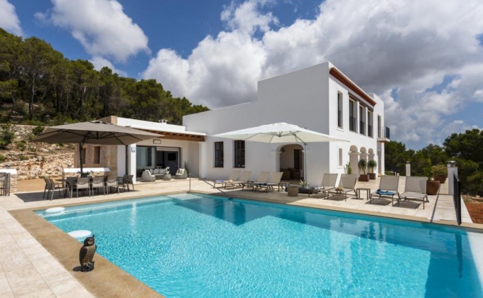 Villa to rent near Santa Eulalia, Ibiza
