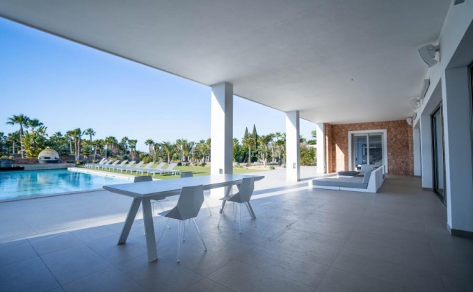Villa to rent near Ibiza Town