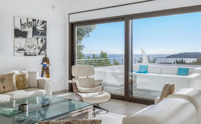 Villa to rent in Cap Martinet